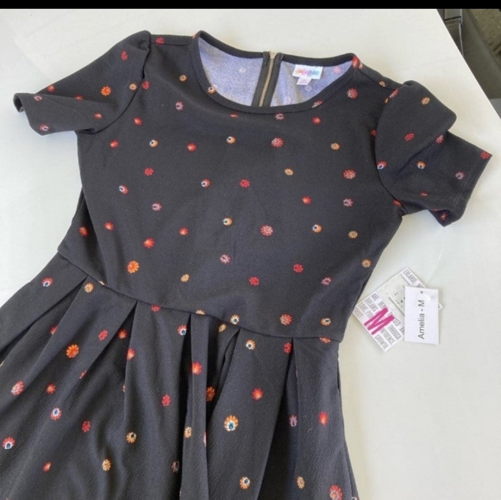 Medium Black Floral Lularoe Amelia Dress New - Picture 4 of 6